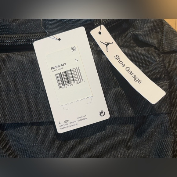 Air Jordan Men’s Elite Training Duffle Duffel Bag Gym Travel Bag SM0920-K5X - Picture 9 of 9